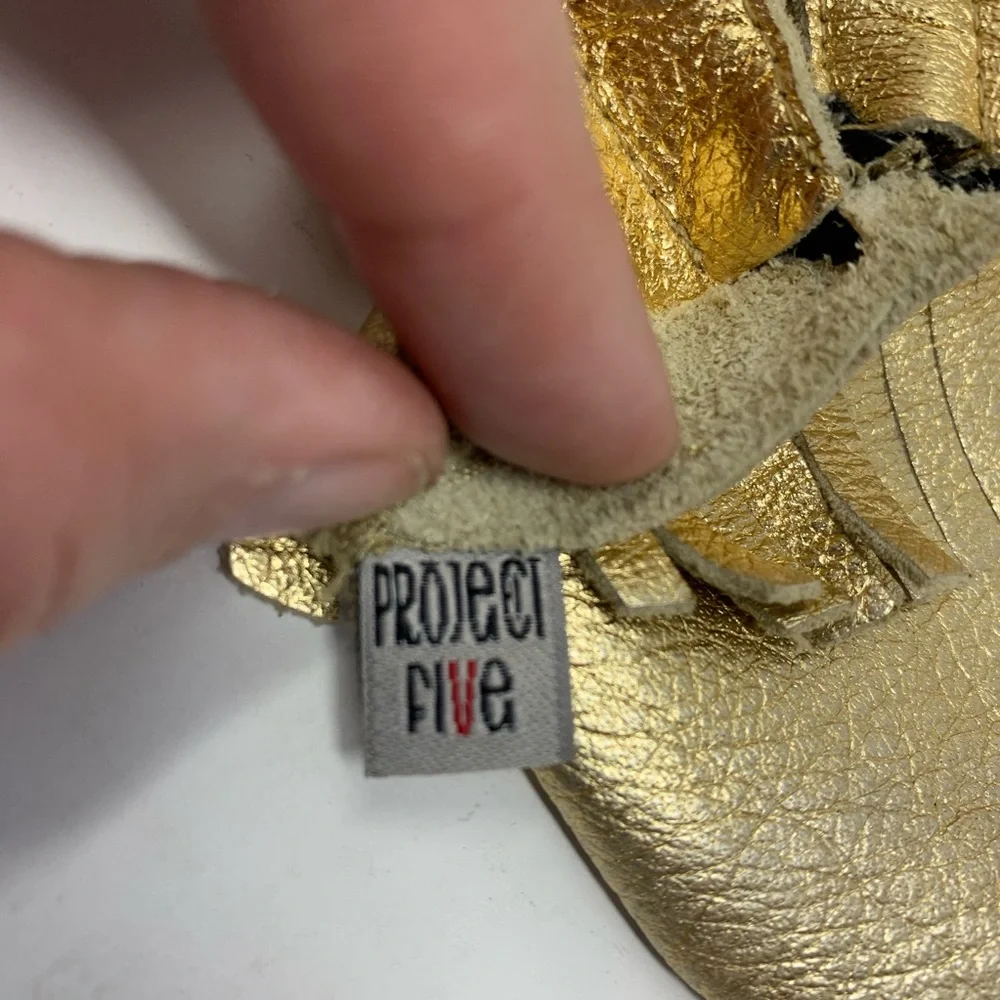 Project Five gold baby moccasins size 6-12 months‎